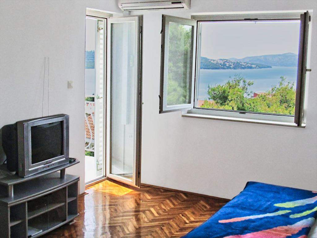 Ljiljana Apartment Округ-Горній Номер фото
